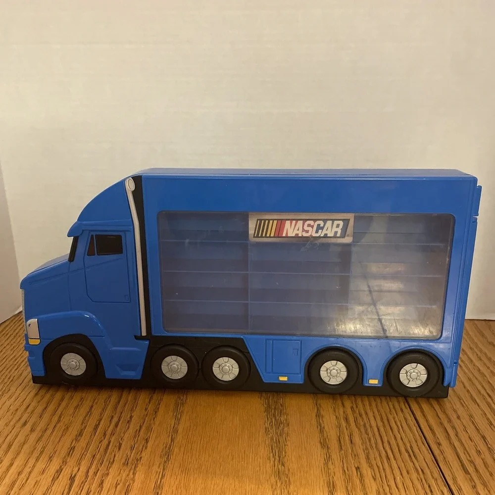Nascar Plastic‎ Hotwheels 22-car Carrier